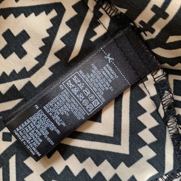 Forever 21 tribal geometric print cropped blazer jacket - Picture 5 of 5